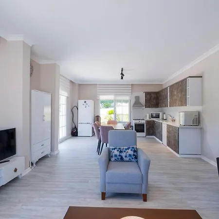 Fascinating Home With Shared Pool Surrounded By Nature In Marmaris Feriehus