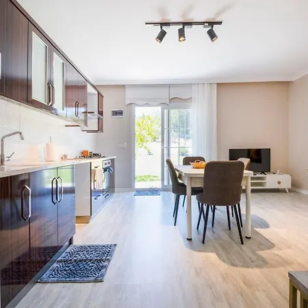 Feriehus Fascinating Home With Shared Pool Surrounded By Nature In Marmaris *